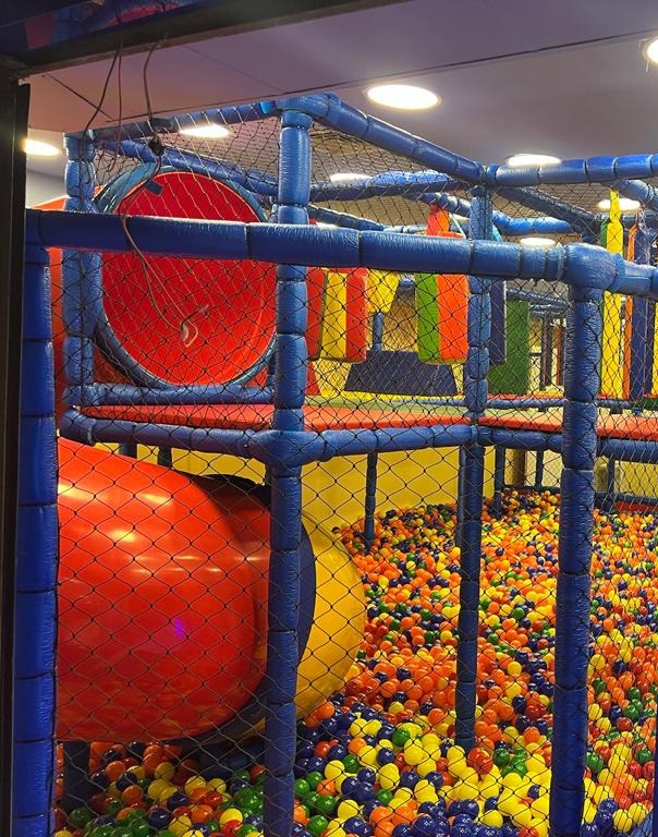 PHOTO-2023-11-13-23-30-46 (4).jpg